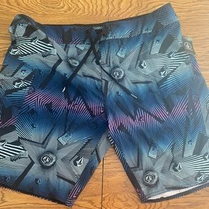 Volcom board shorts